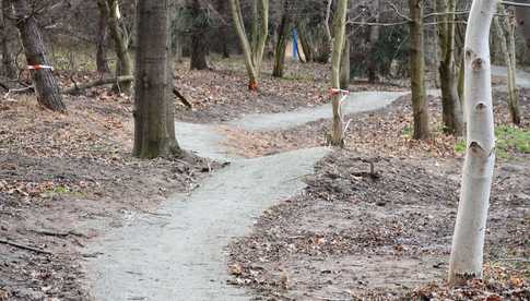 [FOTO/SZCZEGÓŁY] Budowa Rowerowego Parku Umiejętności w Świdnicy zakończona. Co dokładnie tam powstało?