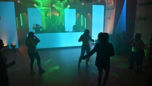 [WIDEO/FOTO] Silent Disco w Muzeum Dawnego Kupiectwa po raz drugi. Główną ideą zwiększanie świadomości na temat depresji