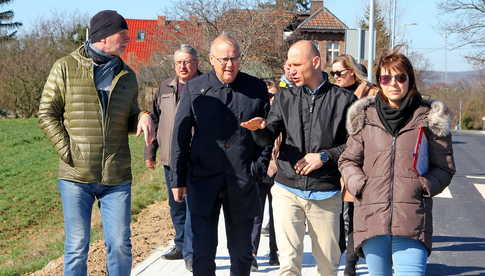 Finał przebudowy drogi w Czernicy 