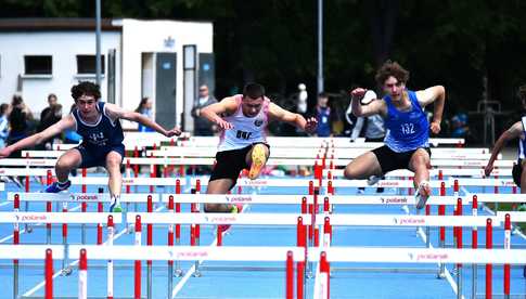 [FOTO] Otwarcie Sezonu Lekkoatletycznego. Na Stadionie Miejskim rywalizuje kilkuset zawodników