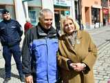 [WIDEO/FOTO] Cieszmy się nadzieją. Żółty Marsz ponownie przeszedł przez świdnicki rynek