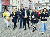 [WIDEO/FOTO] Cieszmy się nadzieją. Żółty Marsz ponownie przeszedł przez świdnicki rynek
