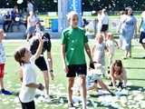 [WIDEO/FOTO] Tysiące baniek, mydlana wyspa i mnóstwo dobrej zabawy. Trwa 8. Mydlany Park Festiwal w Żarowie