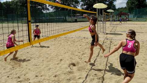 [FOTO] Rywalizowali w 1. Otwartym Turnieju plażówki