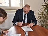 Podpisano umowę na realizację przebudowy ulicy Grunwaldzkiej w Bardzie 
