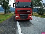 Wypadek osobówki i ciężarówki na dk8 przed Bardem