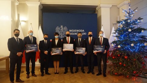 Starosta odebrał promesę z Rządowego Funduszu Inwestycji Lokalnych