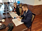 Gmina Ząbkowice Śląskie podpisała umowę z dostawcą autobusów elektrycznych