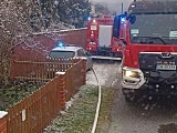 Pożar budynku w Służejowie i szklarni w Braszowicach