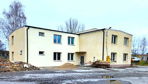 Trwa modernizacja budynku gminnego w Doboszowicach na Centrum Opiekuńczo-Rehabilitacyjne