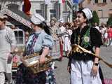 [WIDEO/FOTO] Parada świętojańsko-piernikowa rozpoczęła tegoroczne Dni Barda