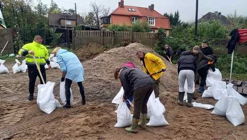 Zostały zalane niektóre drogi z Gminy Złoty Stok, odwołano zajęcia szkolno-przedszkolne