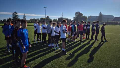 [FOTO] Triumf Szkoły Podstawowej nr 3 w Ząbkowicach Śląskich w Turnieju U-15