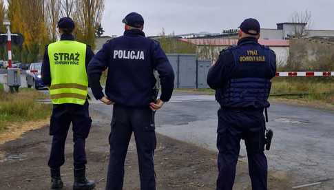 Ząbkowiccy Policjanci i SOK dbają o bezpieczeństwo na przejazdach kolejowych