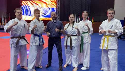 [FOTO] Ząbkowicki Klub Karate Kyokushin na podium w Mistrzostwach Europy w Armenii