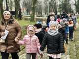 [FOTO] Sekrety parku i matematyczne zagadki – otwarto edukacyjne trasy w Ziębicach!