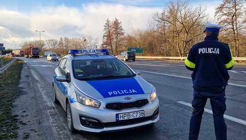 Bezpieczne święta na drogach - ząbkowicka Policja apeluje o rozsądek za kierownicą 