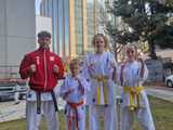 Zawodniczkii złotostockiego klubu karate na pudle zawodów w USA!