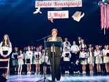 [FOTO] Uczniowie z Henrykowa przypomnieli o wartości Konstytucji 3 Maja