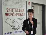 [WIDEO, FOTO] Z czym muszą mierzyć się młodzi ludzie? Zamiast mówić o problemach, postawmy wyzwania. O tym, jak wspierać młodych lokalnie