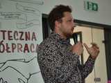 [WIDEO, FOTO] Z czym muszą mierzyć się młodzi ludzie? Zamiast mówić o problemach, postawmy wyzwania. O tym, jak wspierać młodych lokalnie