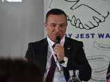 [WIDEO, FOTO] Z czym muszą mierzyć się młodzi ludzie? Zamiast mówić o problemach, postawmy wyzwania. O tym, jak wspierać młodych lokalnie